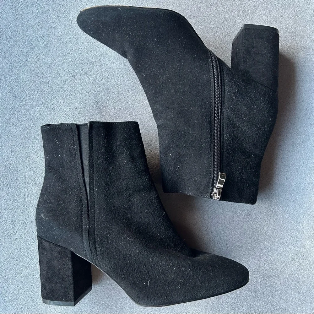 Halogen ~ Booties with Heel and Inside Zipper ~ Black ~ Women’s Size 8 - Picture 10 of 11